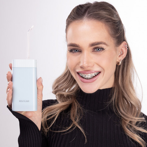 Портативный Ирригатор Revyline RL 410 Light Blue и по всему Узбекистану в интернет-магазине Revyline.uz